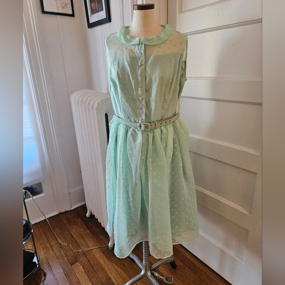 Unique Vintage Mint Dotted Dress with Belt  UK16 / XL EUC